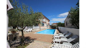 Hotels in Kadumi